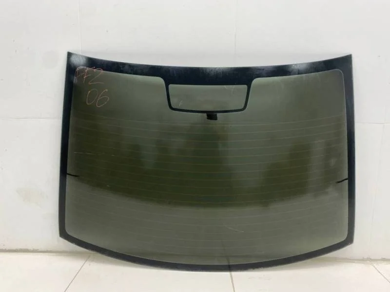 Стекло заднее Ford Focus 2 (DA) 2005-2008
