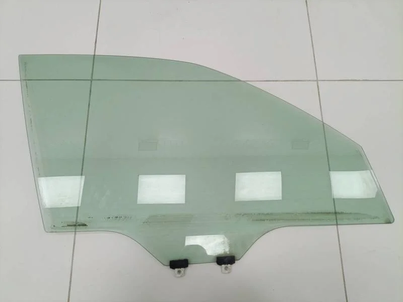 Стекло двери передней правой Subaru Forester (S12) 2008-2012