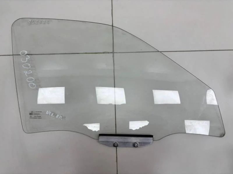 Стекло двери передней правой Daewoo Nexia (N100/N150) 1995-2016