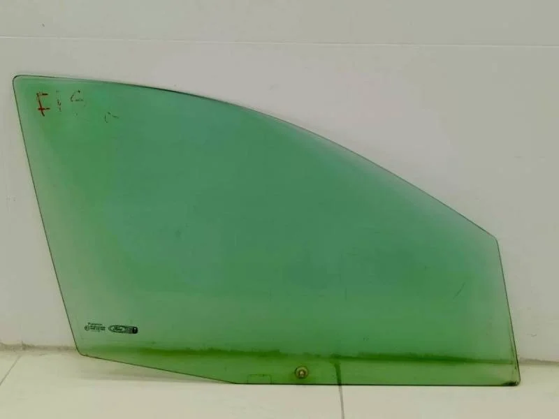 Стекло двери передней правой Ford Fusion (JU) 2002-2012