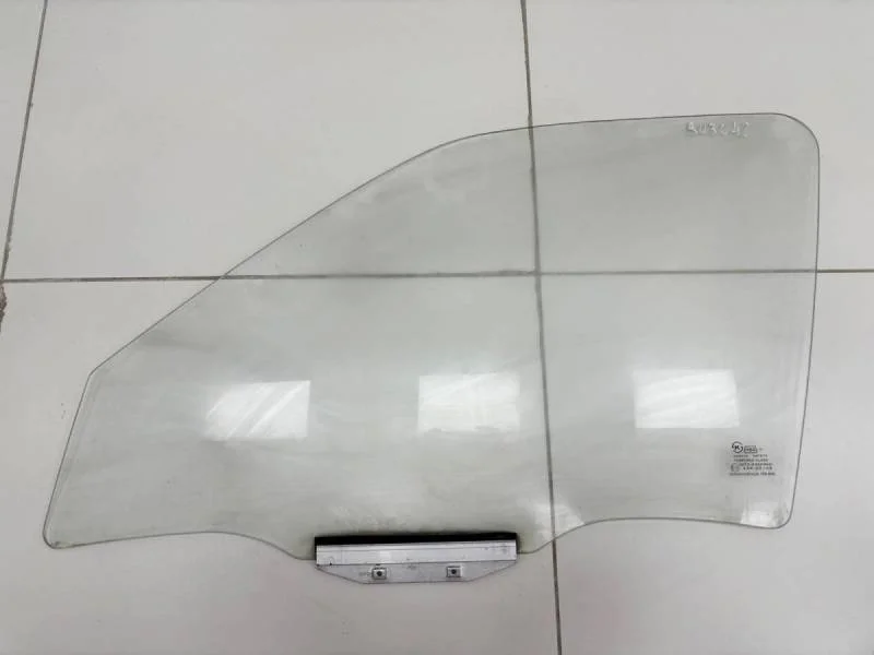 Стекло двери передней левой Daewoo Nexia (N100/N150) 1995-2016