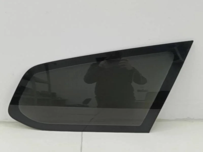 Стекло кузовное глухое правое Ford Focus 2 (DA) 2005-2008