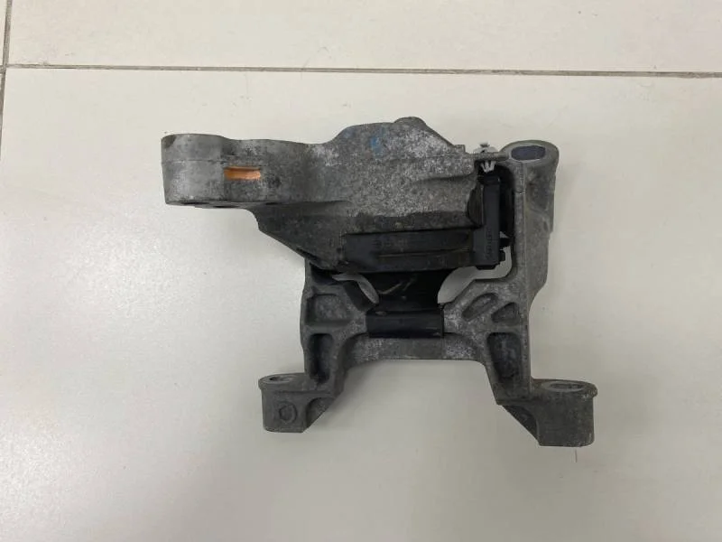 Опора двигателя правая Mazda Mazda 6 (GJ) 2013-2016