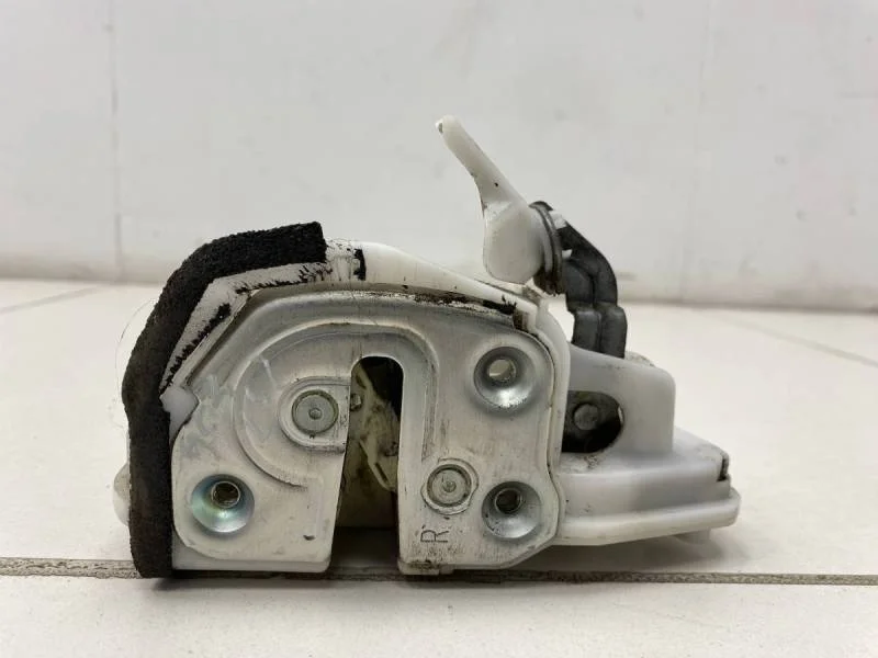 Замок двери передней правой Mazda Mazda 6 (GJ) 2013-2016