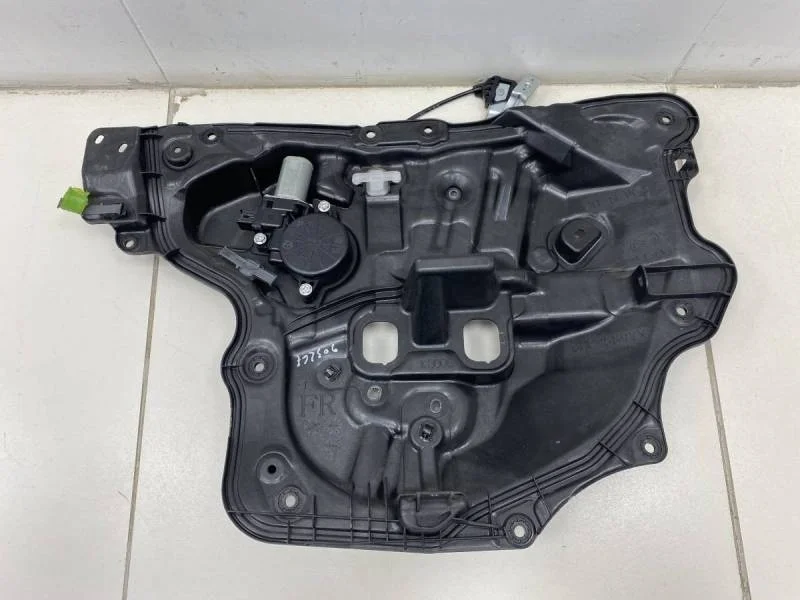 Стеклоподъемник электр. передний правый Mazda Mazda 6 (GJ) 2013-2016