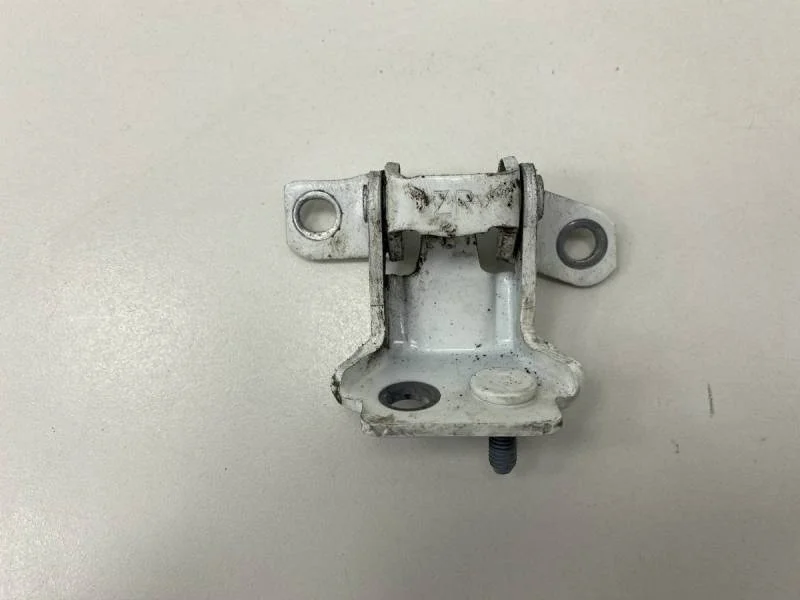 Петля двери задней правой верхняя Mazda Mazda 6 (GJ) 2013-2016