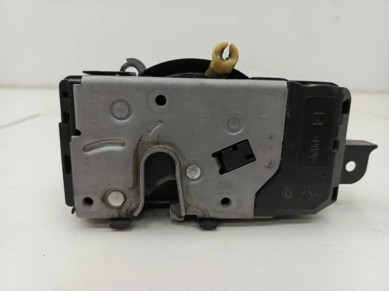 Замок двери передней левой Opel Astra H / Family 2004-2015