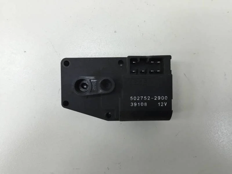 Моторчик заслонки печки Mitsubishi Lancer 9  (CS/Classic) 2000-2011