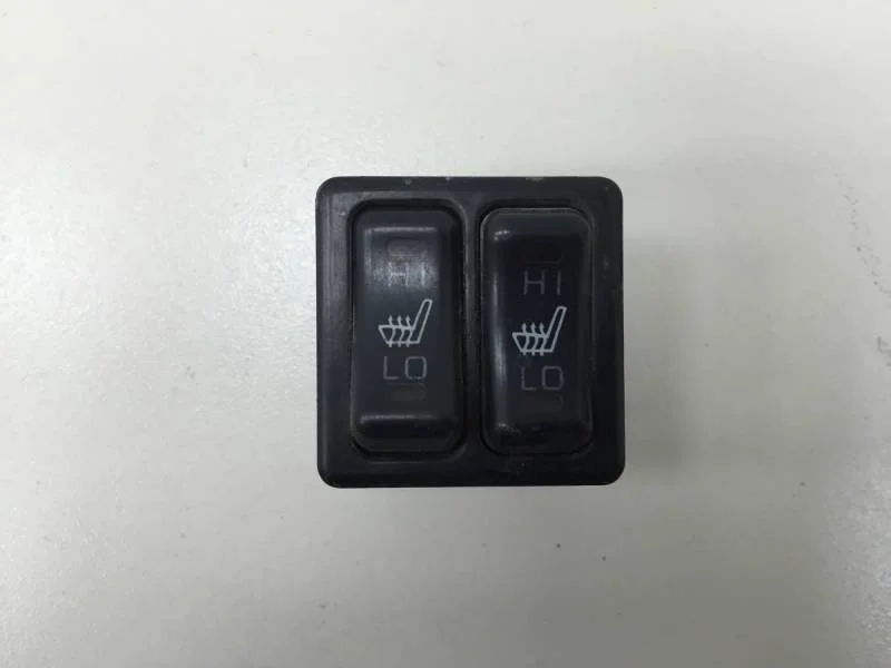 Кнопка обогрева сидений Mitsubishi Lancer 9  (CS/Classic) 2000-2011