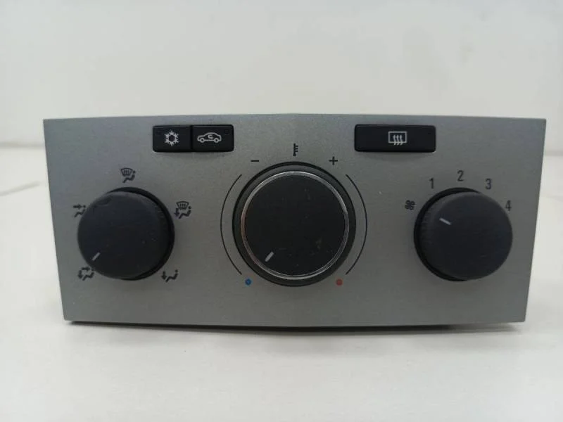 Блок управления отопителем Opel Astra H / Family 2004-2015