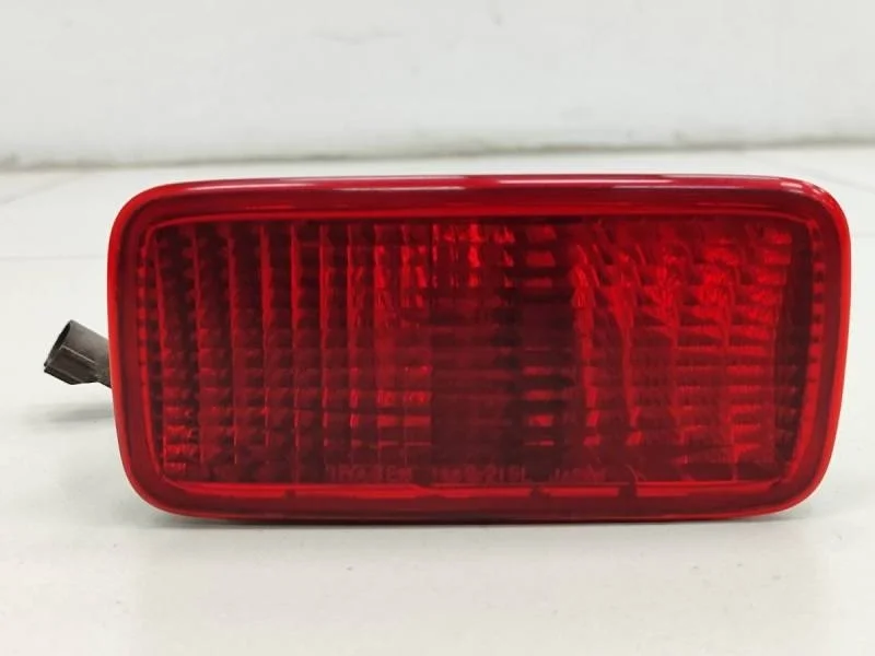 Фонарь задний в бампер левый Mitsubishi Lancer 9  (CS/Classic) 2000-2011