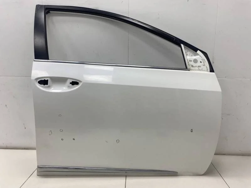 Дверь передняя правая Toyota Corolla E180 2013>