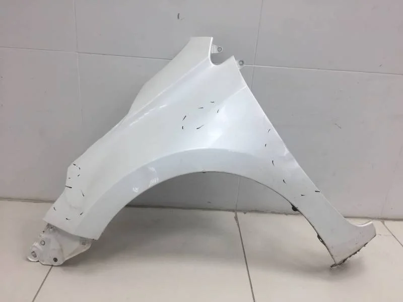 Крыло переднее левое Toyota Corolla E180 2013>