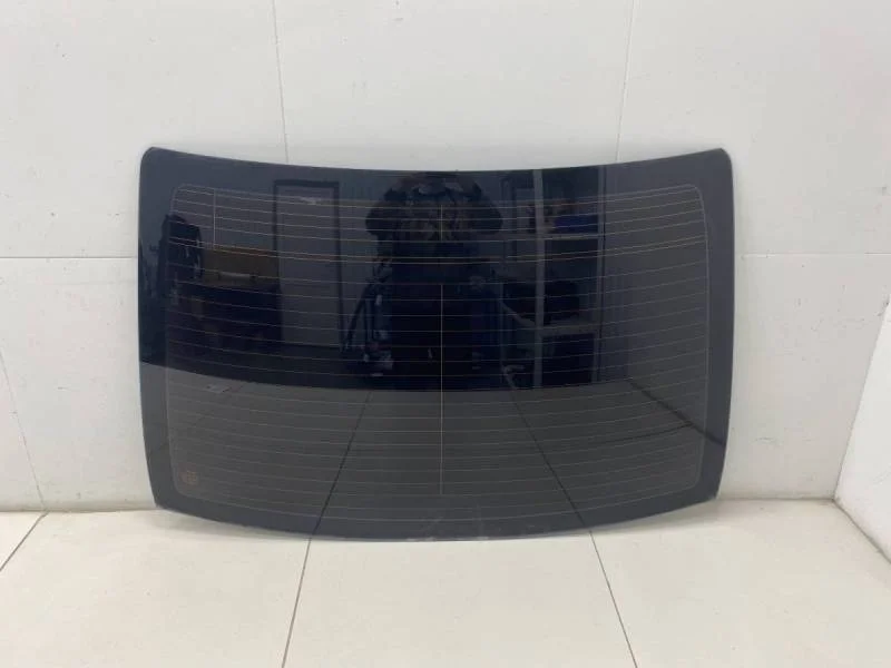 Стекло заднее Toyota Corolla E180 2013>