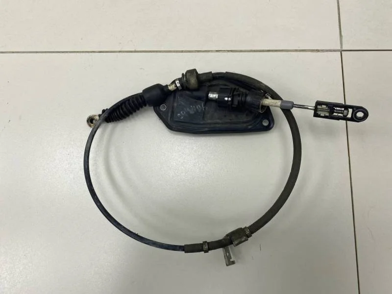 Трос КПП Toyota Corolla E180 2013>