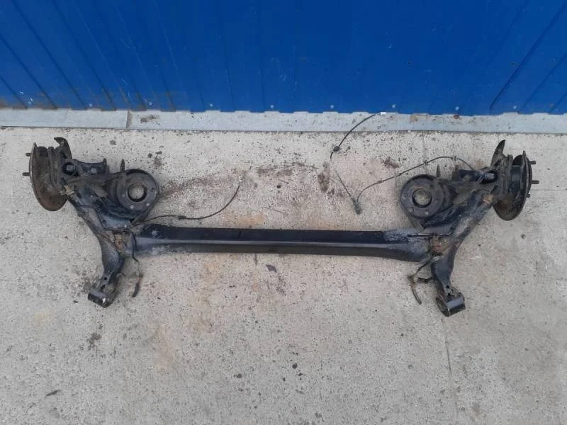 Балка задняя Toyota Corolla E180 2013>