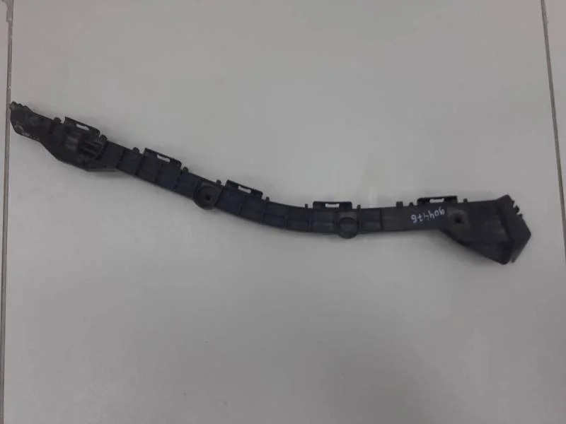 Кронштейн заднего бампера левый Toyota Corolla E180 2013>