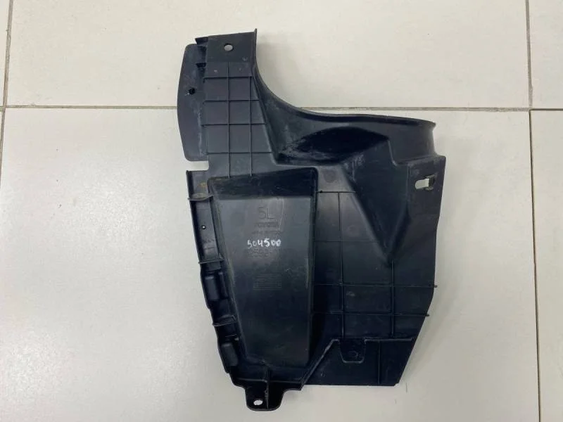 Пыльник (кузов наружные) Toyota Corolla E180 2013>