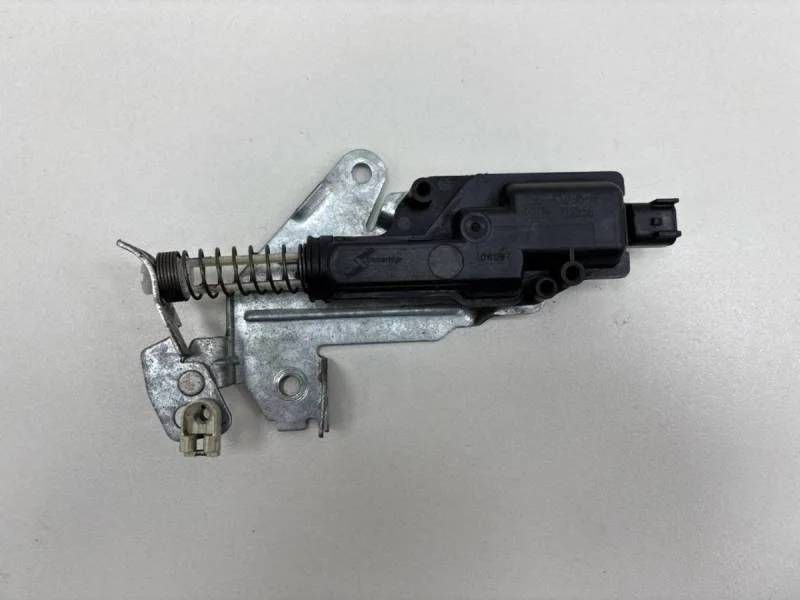 Активатор замка багажника Ford Fiesta (MK5) 2002-2008