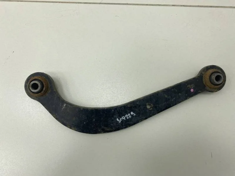 Рычаг задний верхний Toyota Avensis (T250) 2003-2009