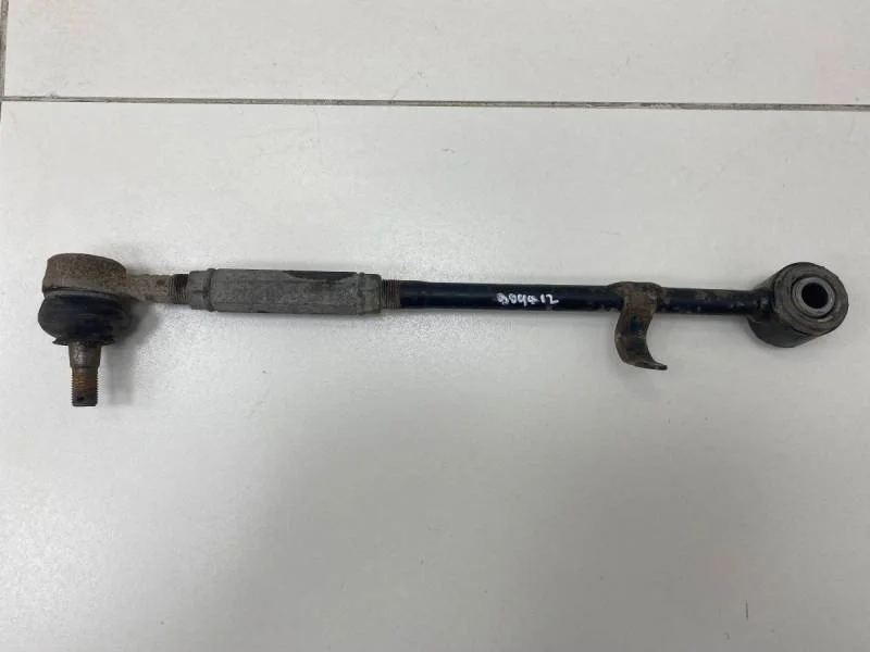 Тяга регулировки развала правая Toyota Avensis (T250) 2003-2009