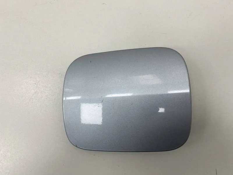 Лючок бензобака Toyota Avensis (T250) 2003-2009