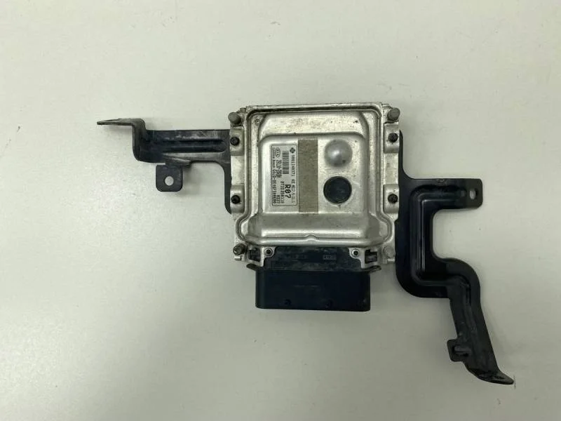 Блок управления двигателем Kia Ceed (JD) 2012-2018