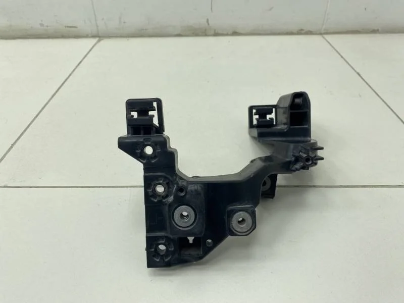 Кронштейн фар левый Kia Ceed (JD) 2012-2018