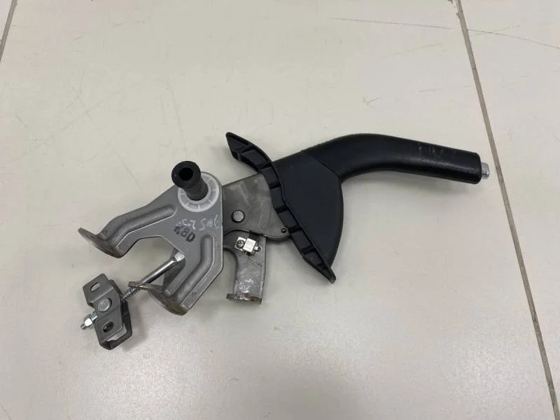 Рычаг стояночного тормоза Kia Ceed (JD) 2012-2018