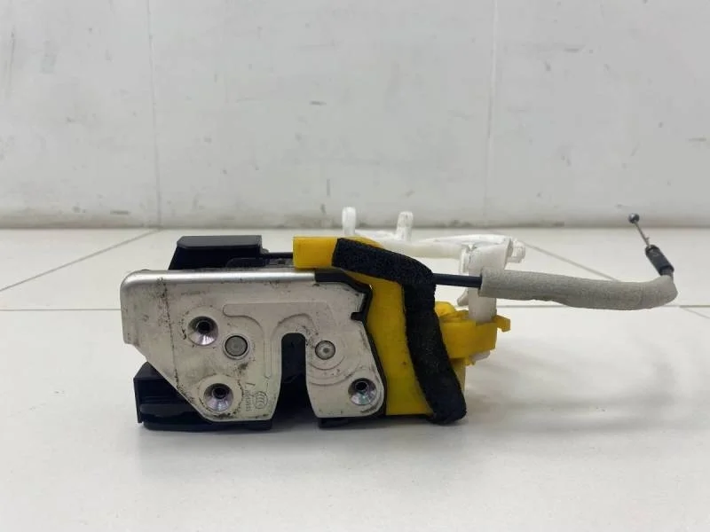 Замок двери передней левой Kia Ceed (JD) 2012-2018