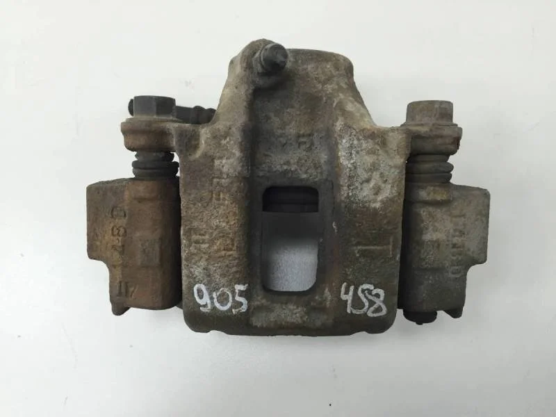 Суппорт задний левый Toyota Land Cruiser Prado (J150) 2009>