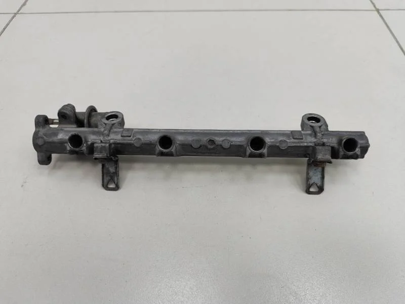 Рейка топливная (рампа) Mitsubishi Lancer 9  (CS/Classic) 2000-2011