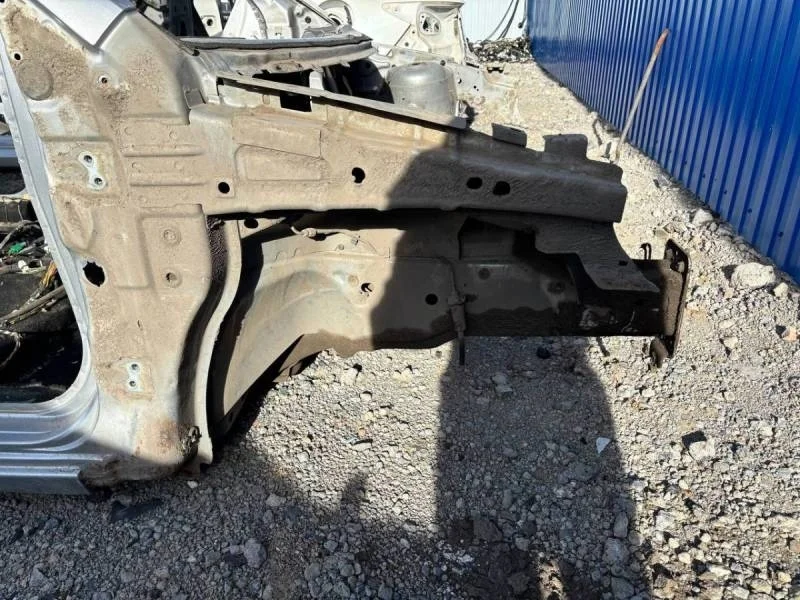 Лонжерон передний правый Ford Fiesta (MK5) 2002-2008