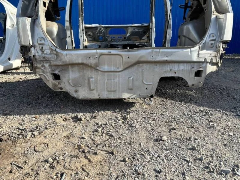 Панель задняя Ford Fiesta (MK5) 2002-2008