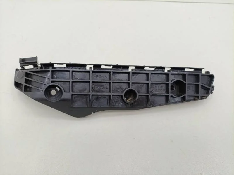 Направляющая переднего бампера левая Toyota Land Cruiser Prado (J150) 2009>