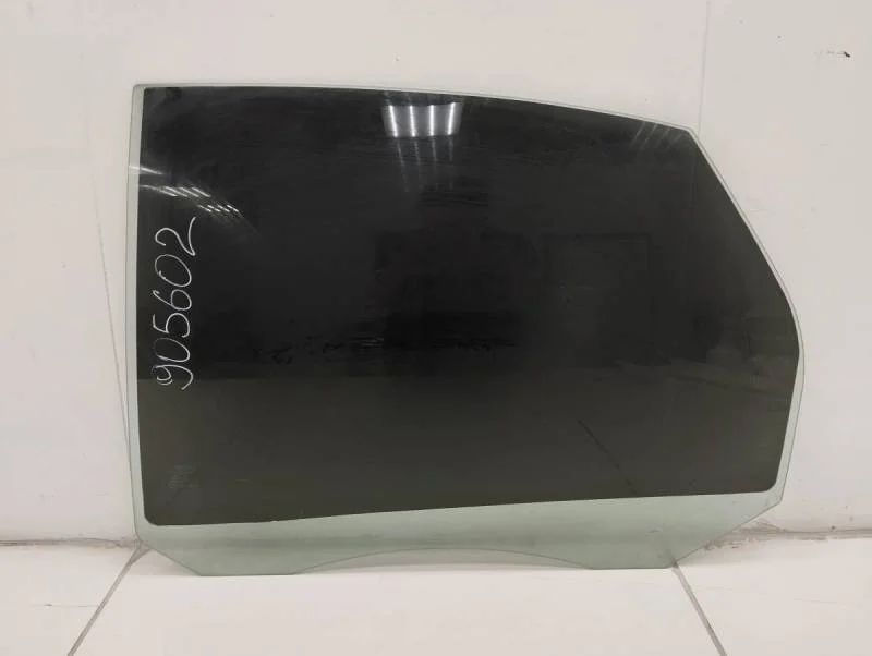 Стекло двери задней левой Ford Focus 2 (DA) 2005-2008