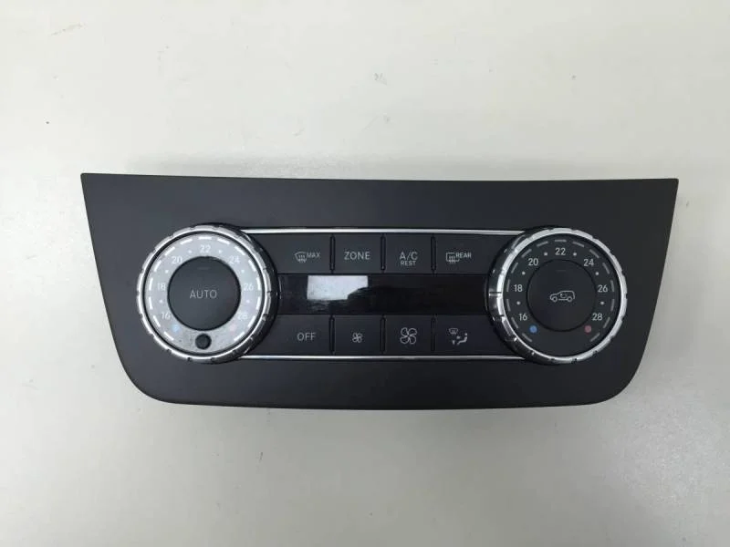 Блок управления климатической установкой Mercedes-Benz ML-Class (W166) 2011>