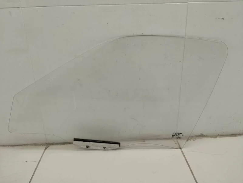 Стекло двери передней левой Daewoo Nexia (N100/N150) 1995-2016