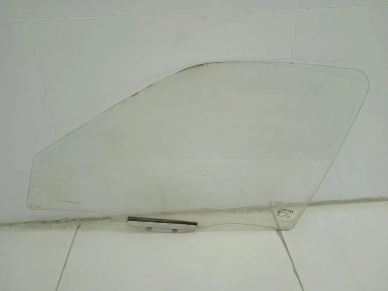 Стекло двери передней левой Daewoo Nexia (N100/N150) 1995-2016