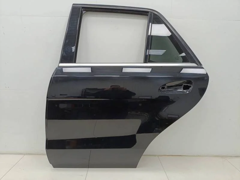 Дверь задняя левая Mercedes-Benz ML-Class (W166) 2011>
