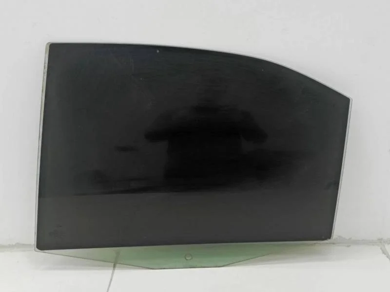 Стекло двери задней левой Ford Mondeo 3 2000-2007
