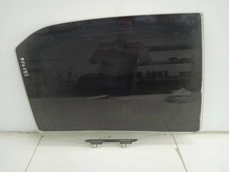 Стекло двери задней правой Mitsubishi Lancer 9  (CS/Classic) 2000-2011