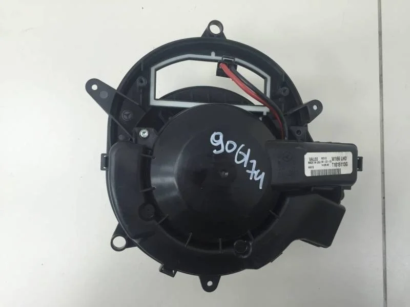 Моторчик отопителя Mercedes-Benz ML-Class (W166) 2011>