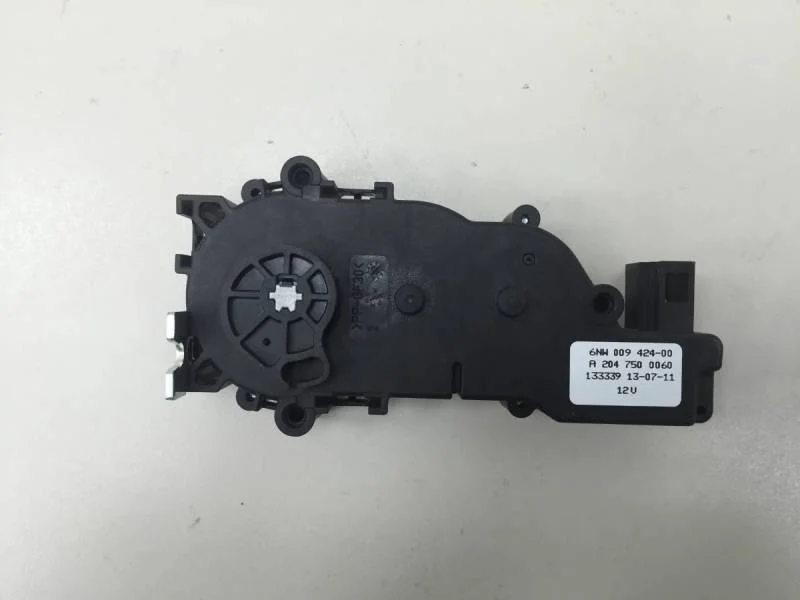 Активатор замка багажника Mercedes-Benz ML-Class (W166) 2011>