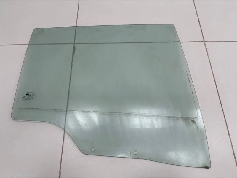 Стекло двери задней правой SsangYong Actyon Sport 2006-2012