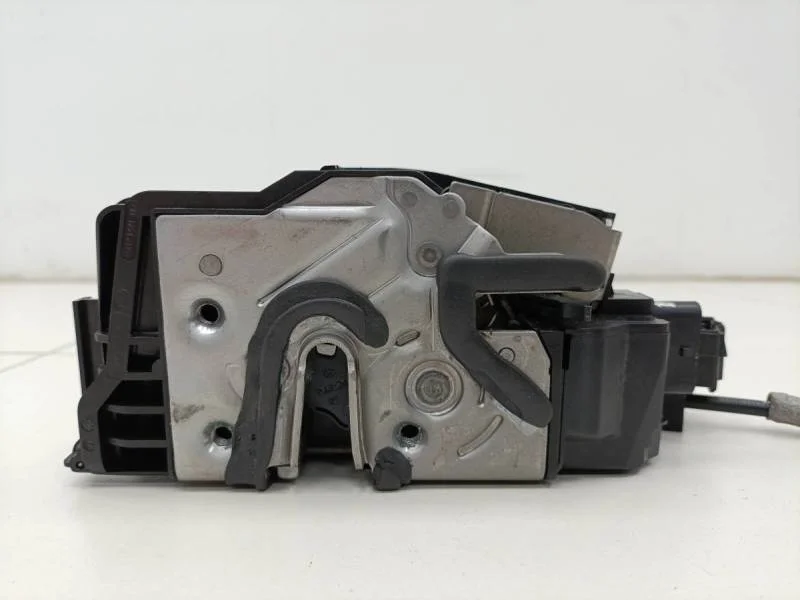 Замок двери задней правой Mercedes-Benz ML-Class (W166) 2011>