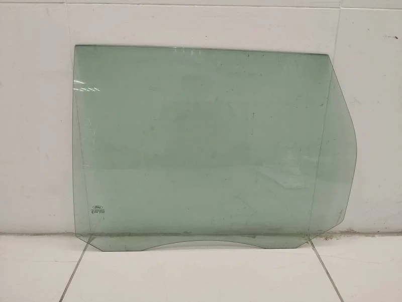 Стекло двери задней левой Ford Focus 2 (DA) 2005-2008