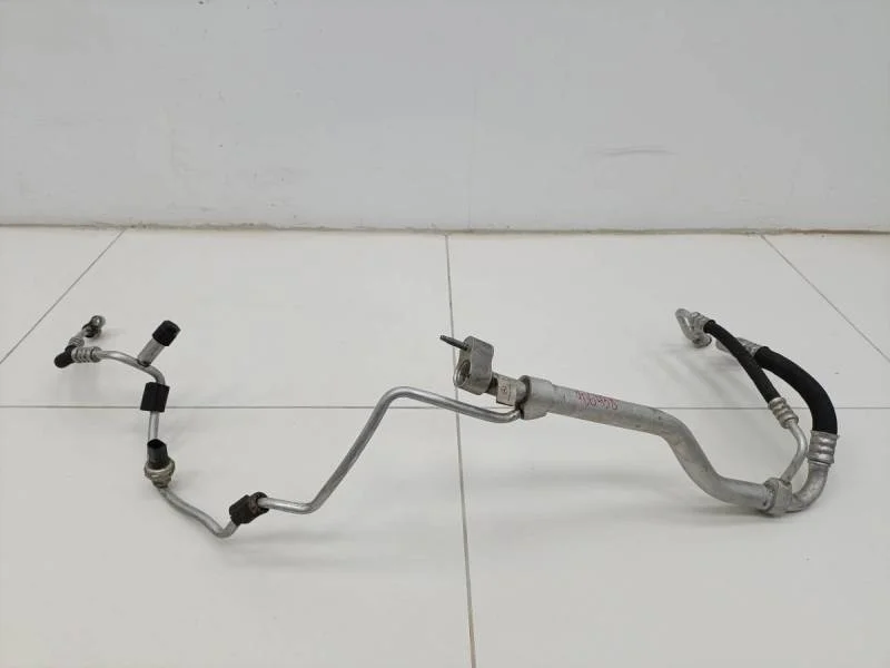 Трубка кондиционера Mercedes-Benz ML-Class (W166) 2011>