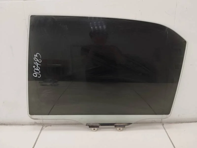 Стекло двери задней левой Mitsubishi Lancer 9  (CS/Classic) 2000-2011