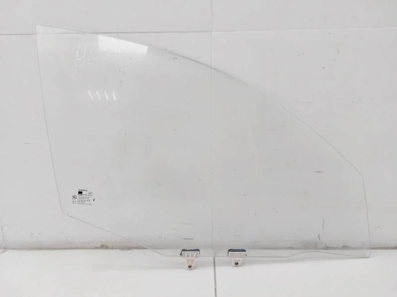 Стекло двери передней правой Nissan Almera Classic (B10) 2006-2013